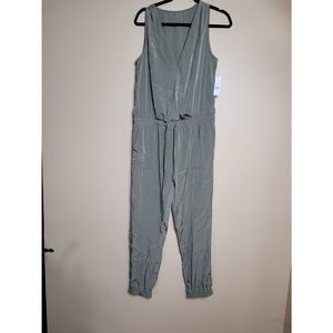 NY & C Silky Olive Jumper